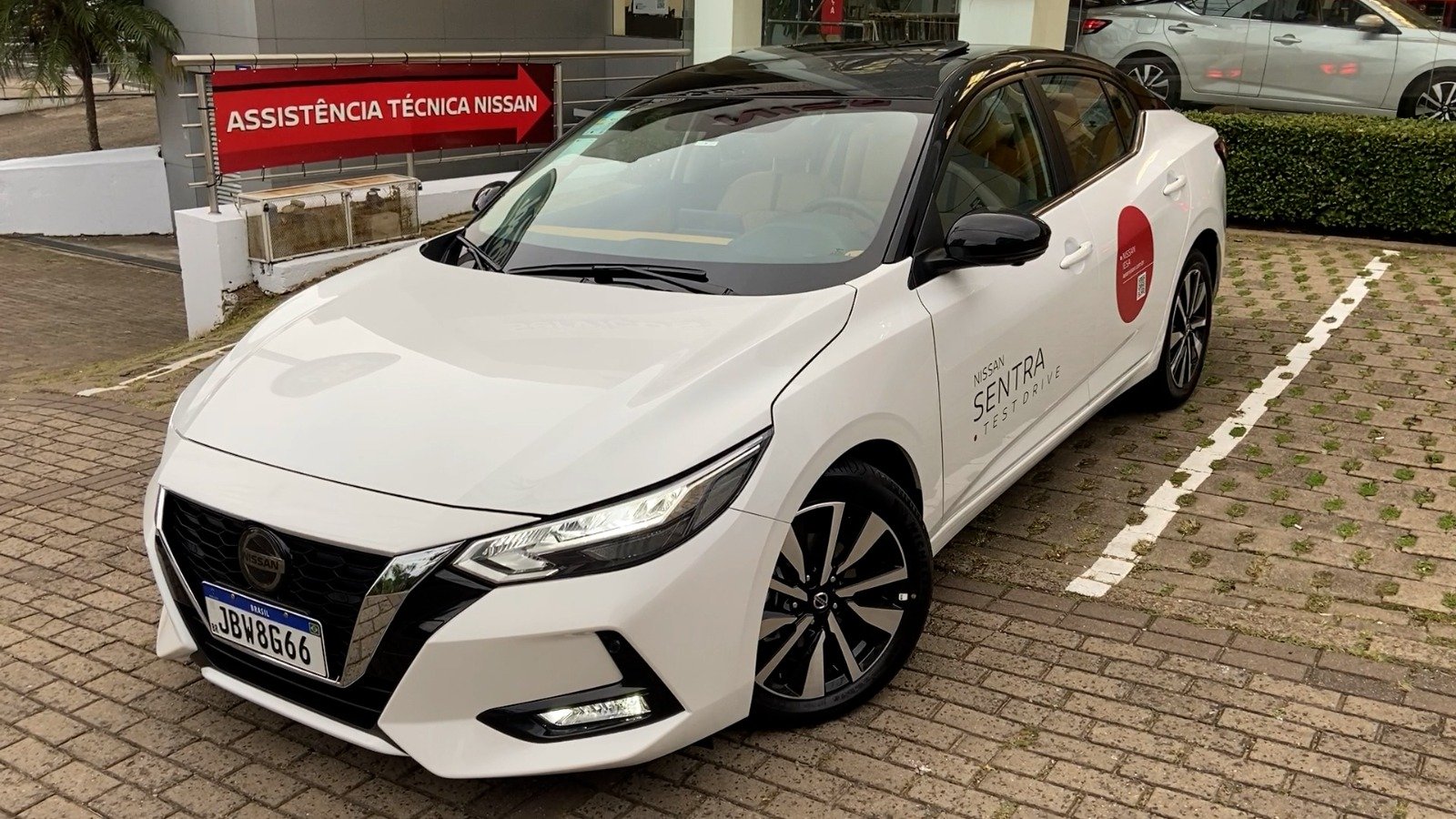 Nissan Sentra é melhor que Corolla?