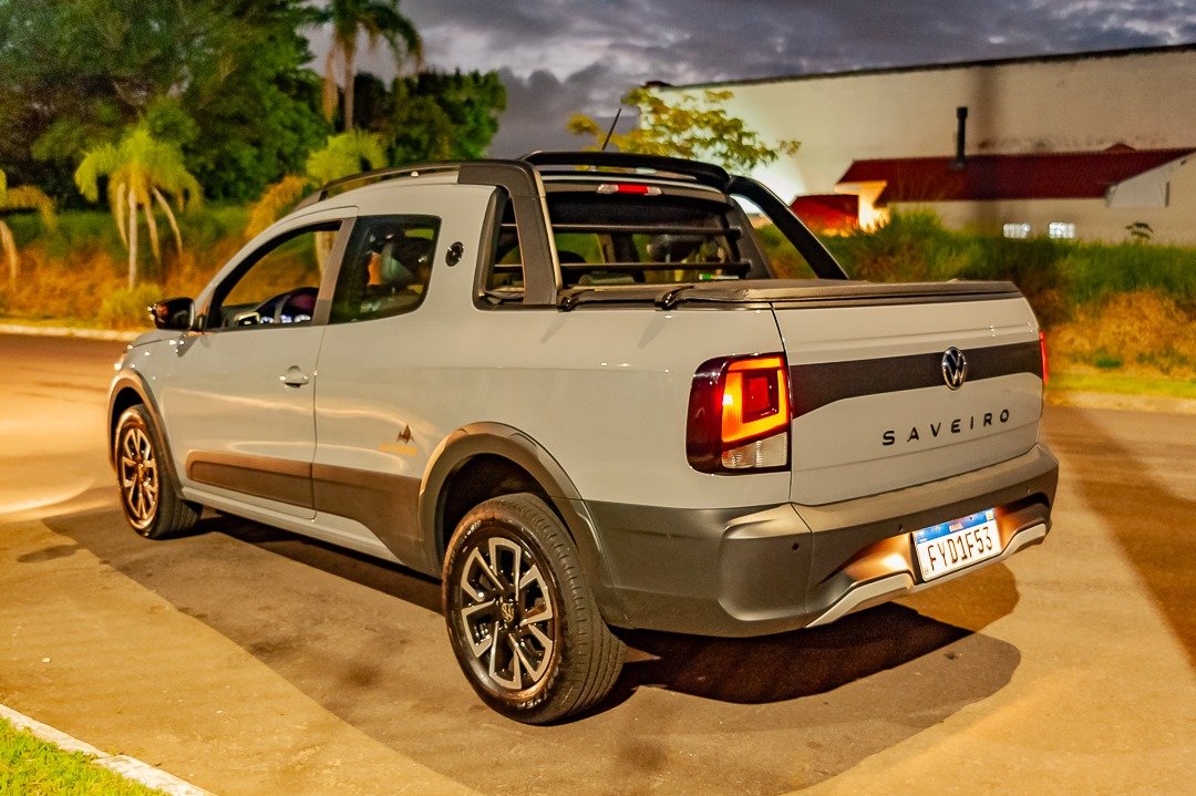 Saveiro é melhor que Strada?