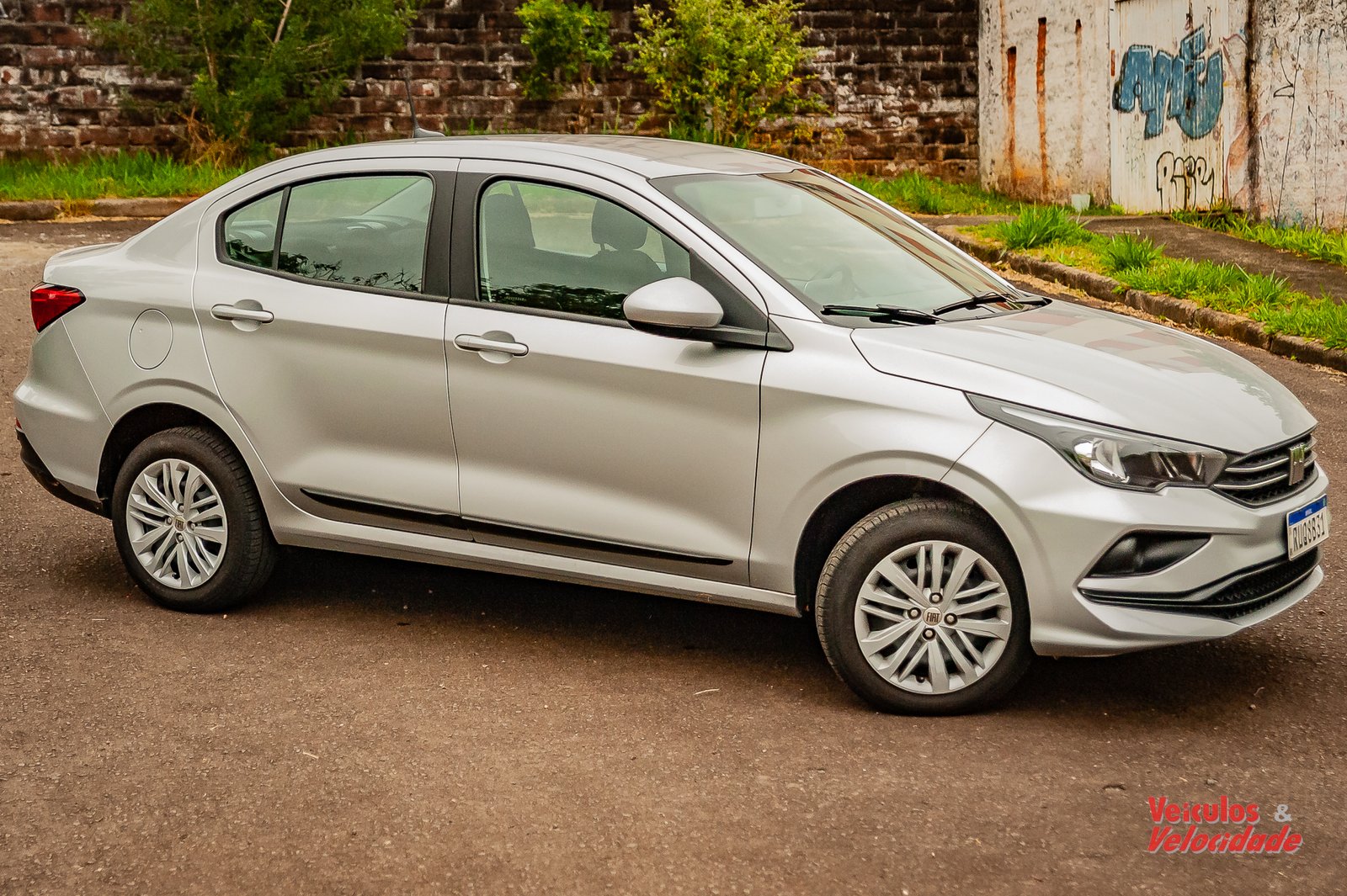 Fiat Cronos 1.0: econômico no posto e na oficina