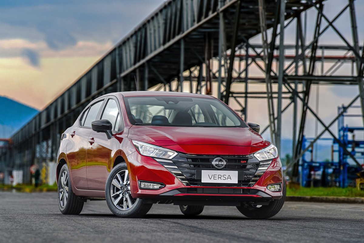 Versa SR dá realce ao sedã da Nissan