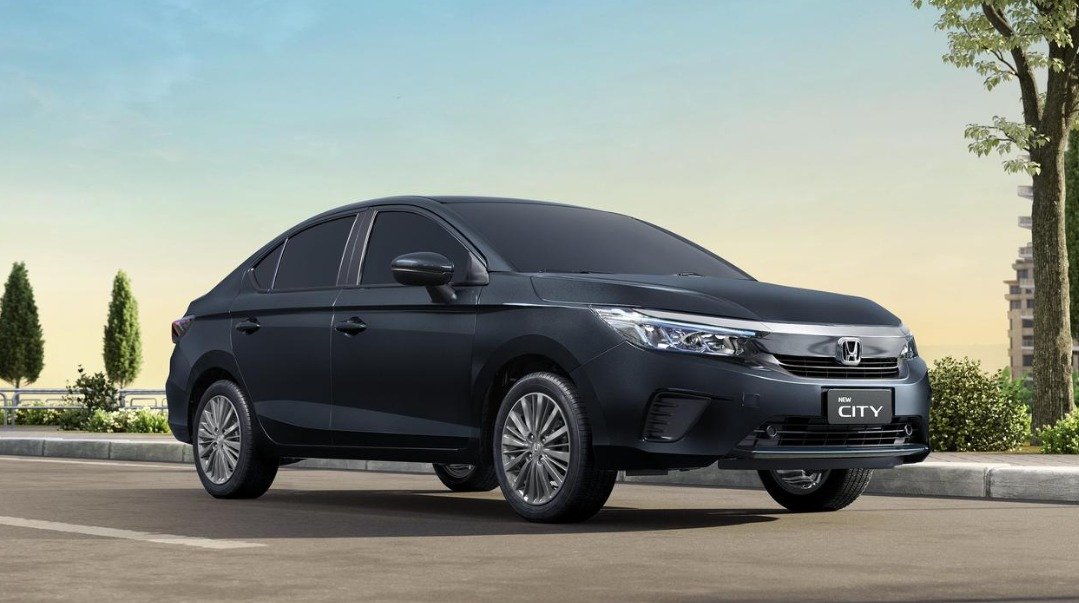 Honda City ganha versões de entrada