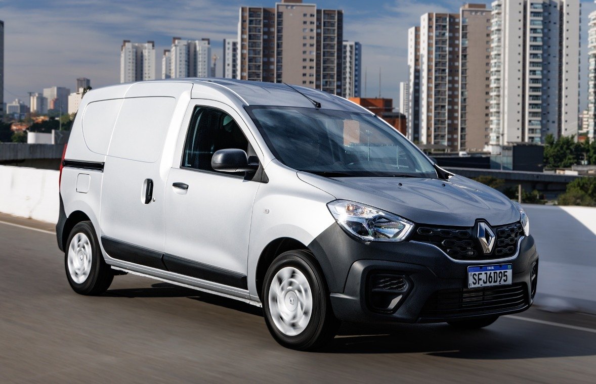Renault Kangoo de volta com motor a combustão