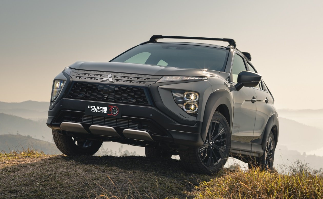 Série do Eclipse Cross comemora rali da Mitsubishi