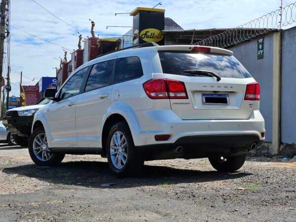 Dodge Journey SXT 3.6 V6 2014 - Image 4