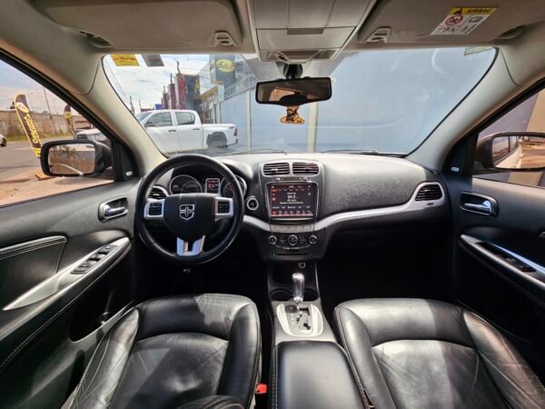 Dodge Journey SXT 3.6 V6 2014 - Image 25