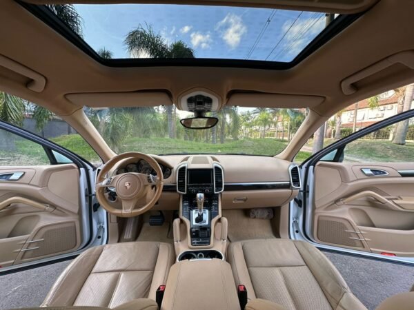 Porsche Cayenne 3.6 V6 2014 - Image 10