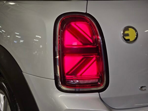 Mini Cooper Countryman S E ALL 4 Hybrid 1.5 turbo 2021 - Image 20