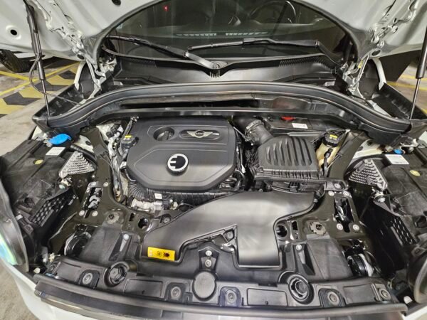 Mini Cooper Countryman S E ALL 4 Hybrid 1.5 turbo 2021 - Image 18