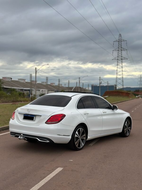 Mercedes-Benz C200 Avantgarde 2.0 Turbo 2016 - Image 7